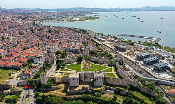 Multicultural Heritage Tour of Istanbul with Bosphorus Sunset Cruise